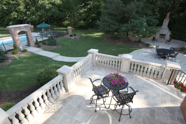 19217 Brookhollow back patio.JPG